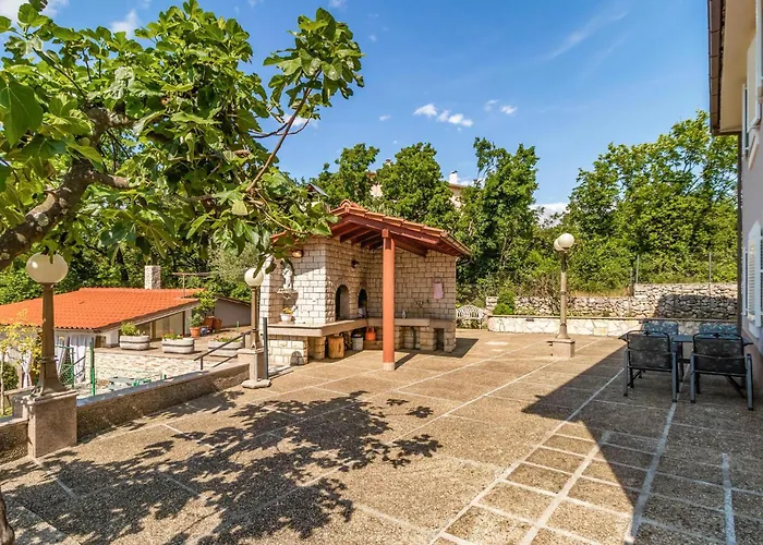 Apartamento 2 Bedroom Lovely In