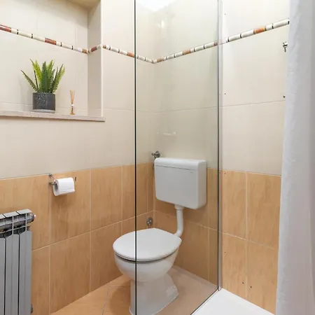 2 Bedroom Stunning In 卓得诺沃